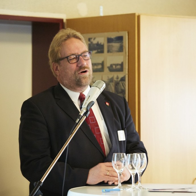 Kai Hutzenlaub Kai Hutzenlaub (vergrößerte Bildansicht wird geöffnet)