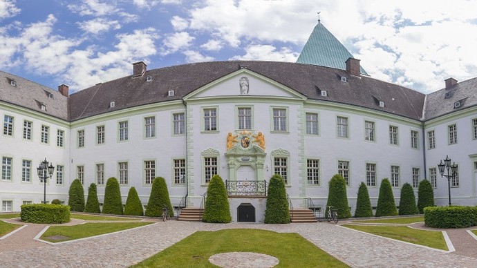 Vorderfassade des Museums Abtei Liesborn des Kreises Warendorf Vorderfassade des Museums Abtei Liesborn des Kreises Warendorf