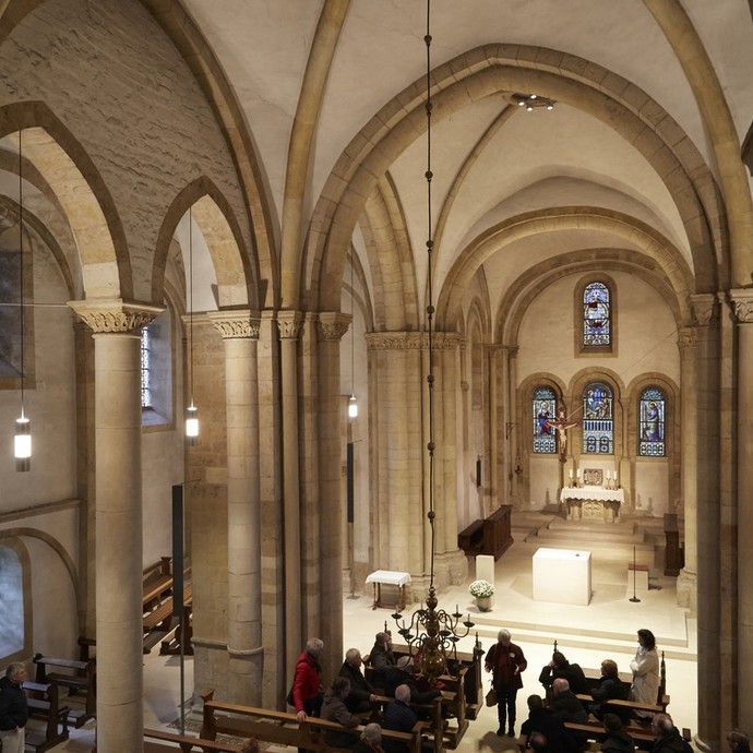 Rundgang Rundgang (vergrößerte Bildansicht wird geöffnet)