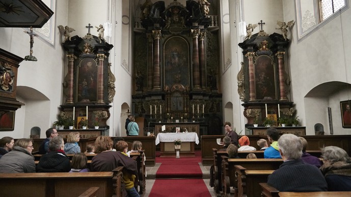 Barocker Hochaltar der Kapuzinerkirche St. Franziskus Barocker Hochaltar der Kapuzinerkirche St. Franziskus
