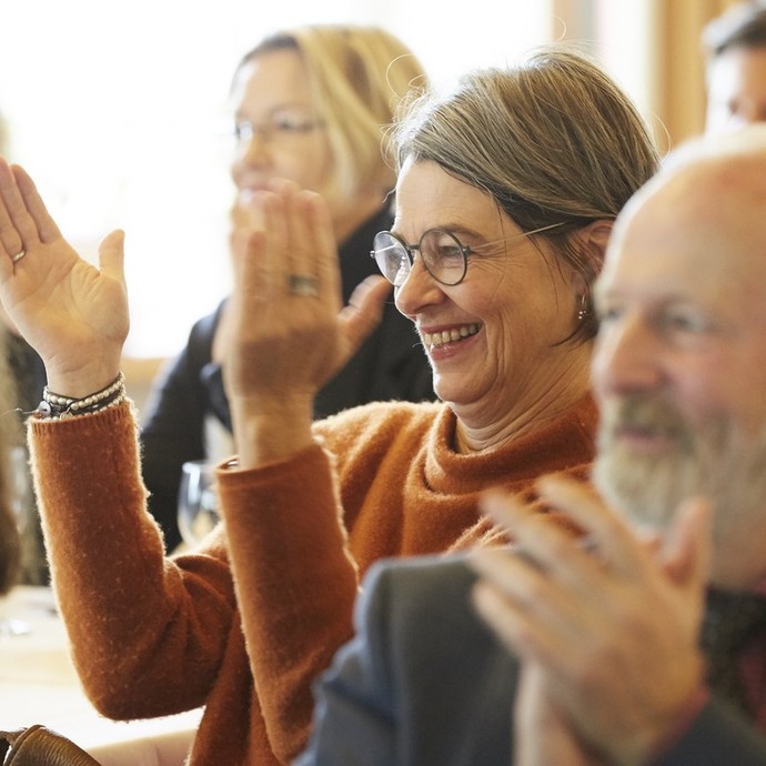 Teilnehmer:innen Teilnehmer:innen (vergrößerte Bildansicht wird geöffnet)
